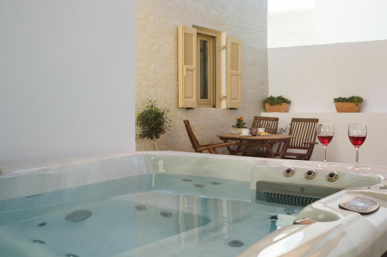 Heart Of Oia - Private House With Jacuzzi Apartman Kültér fotó
