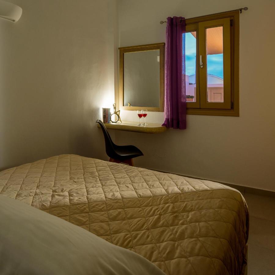 Heart Of Oia - Private House With Jacuzzi Apartman Kültér fotó
